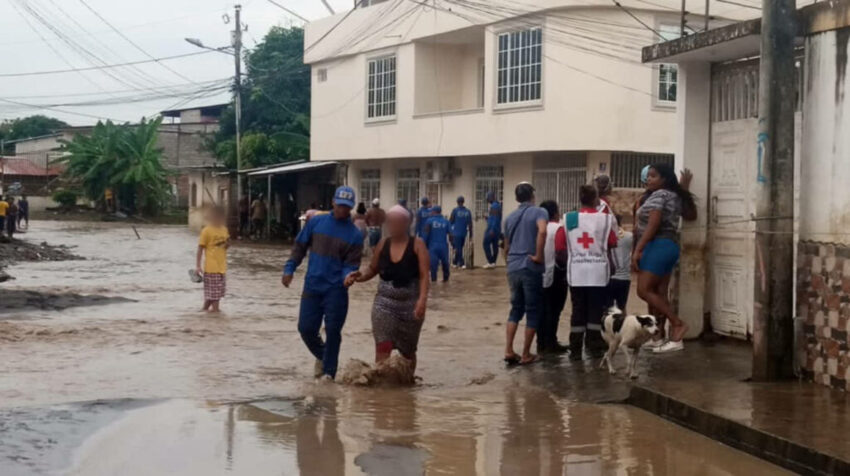 Las Tr Gicas Im Genes Que Dejan Las Inundaciones En Esmeraldas