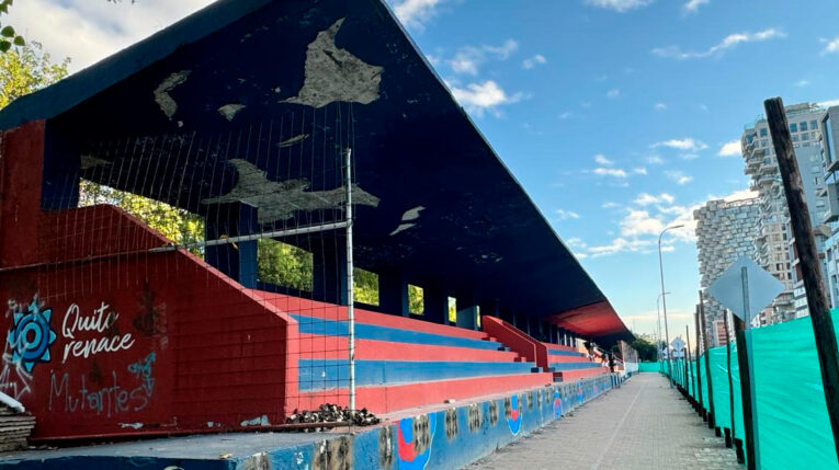 ¿Para qué servía la Tribuna De Los Shyris? Su demolición empezó en Quito
