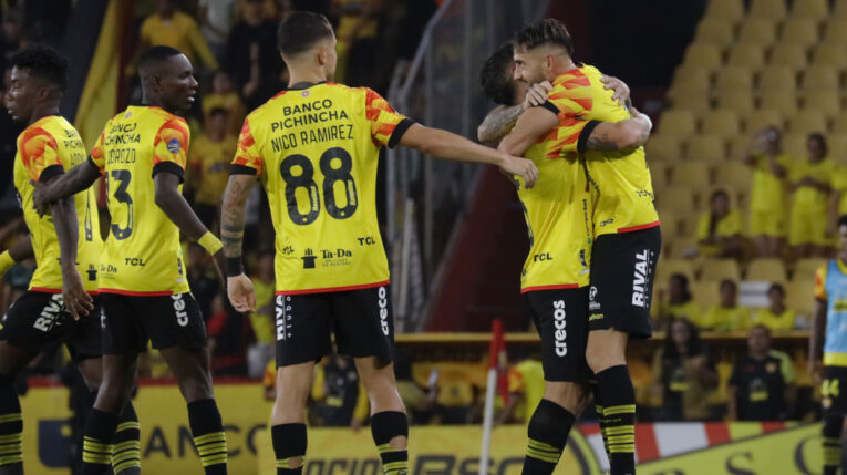 Jugadores de Barcelona SC, durante un partido de LigaPro, el 22 de mayo de 2024.