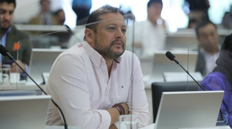 El concejal Diego Garrido en la salsa de sesiones del Concejo Metropolitano de Quito, en mayo de 2024.