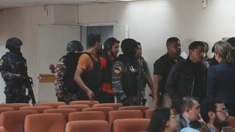 Daniel Salcedo ingresa a la audiencia, en la Corte Nacional de Justicia, de testimonio anticipado en el caso Purga, el 3 de junio de 2024.