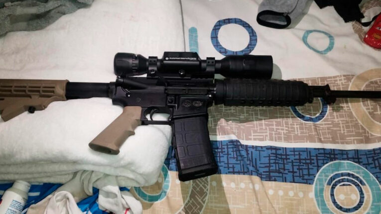 Una de las armas de fuego decomisadas en Caluma, en Bolívar.