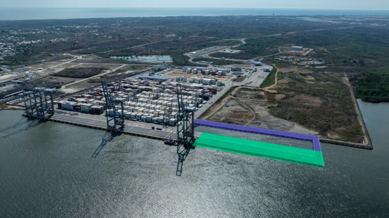 Imagen referencial del Puerto de Aguas Profundas en Posorja, operado por la empresa DP World Ecuador, uno de los grandes contribuyentes del país. Imagen referencial.