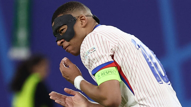 Kylian Mbappé, de la selección francesa, durante el partido ante Portugal en la Eurocopa, el 5 de julio de 2024.