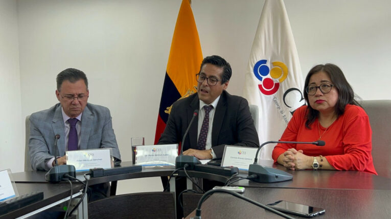 Pablo Beltrán, del CES, en rueda de prensa