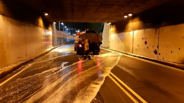 Viaducto de la 24 de mayo se cierra por seis horas en Quito