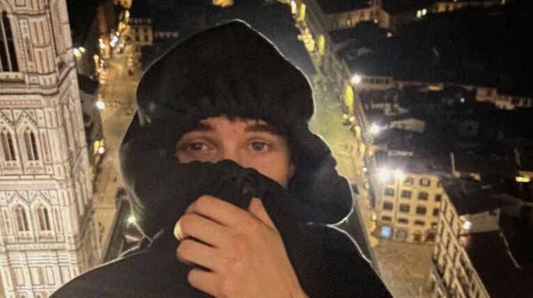 'Dede', el 'influencer' que escaló la cúpula de la catedral de Florencia, 10 de julio de 2024.
