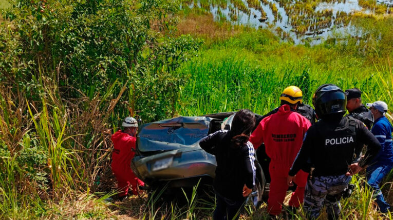 Guayas: Tres personas heridas en accidente en la vía a Lomas de Sargentillo