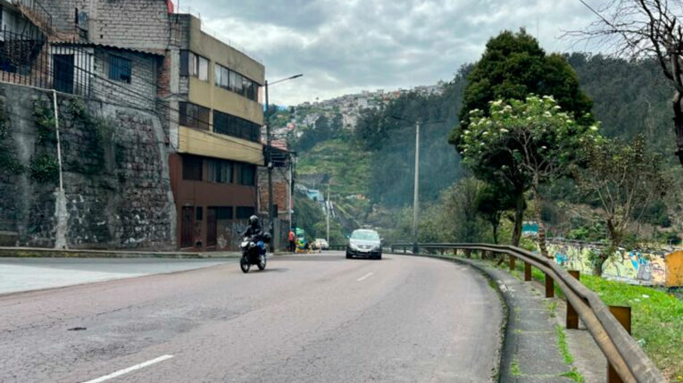 Quito: Durante 53 días habrá restricción vehicular en la avenida Pichincha