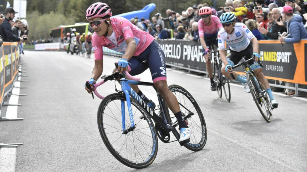 Carapaz se consolida como líder en el Giro de Italia a cuatro etapas del final