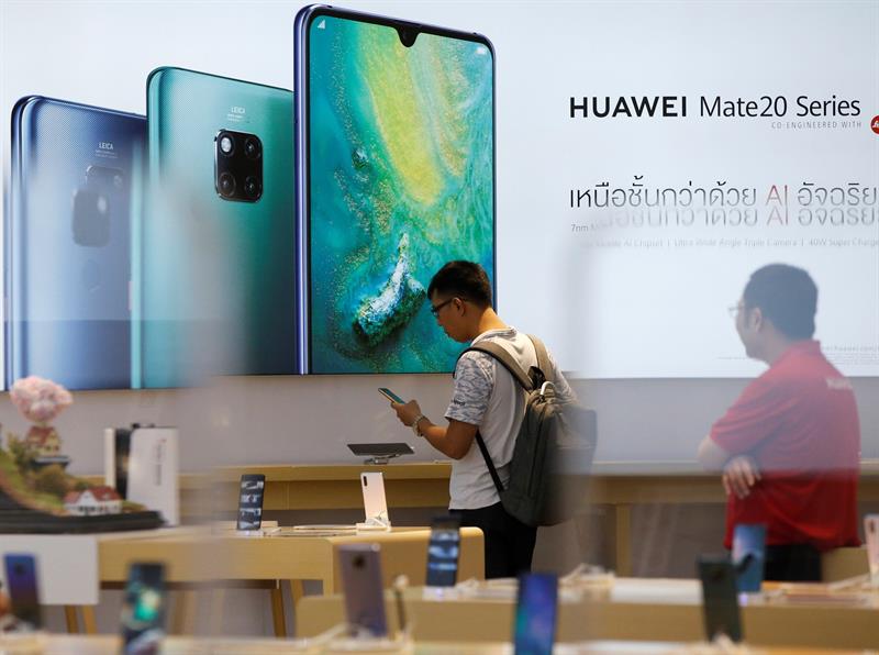Restricciones aplicadas a Huawei alteran negociaciones entre China y Estados Unidos