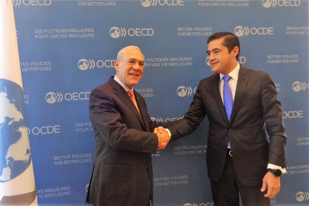 Ecuador se convierte en miembro del Centro de Desarrollo de la OCDE