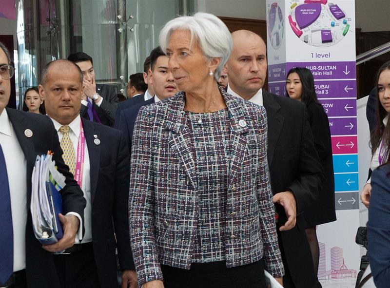 FMI confía que tensiones comerciales entre China y Estados Unidos disminuyan en seis meses