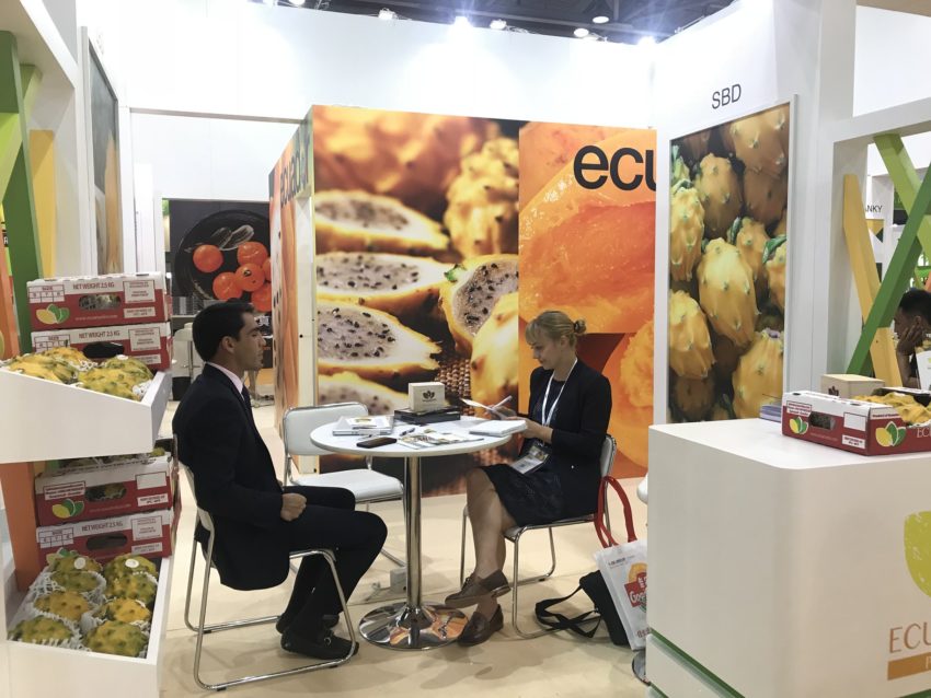 En septiembre del 2018, productores de frutas exóticas participaron en la Feria Asian Fruit, en China. 