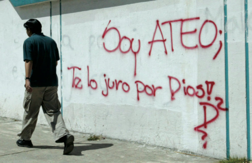 Quito inicia campaña para limpiar graffitis vandálicos de las fachadas