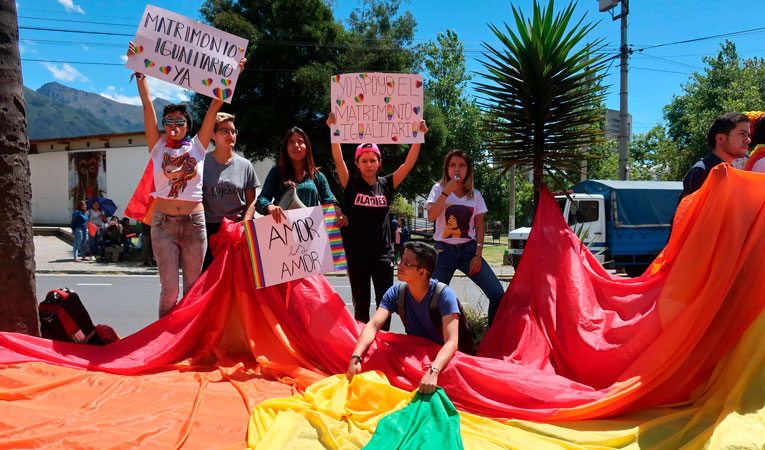 Manifestación de apoyo al matrimonio igualitario en Quito.