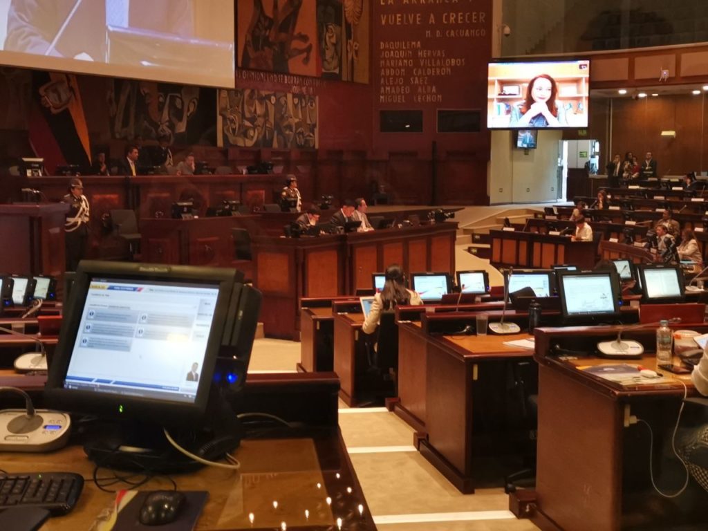 La excanciller María Fernanda Espinosa se libra de la censura en la Asamblea Nacional