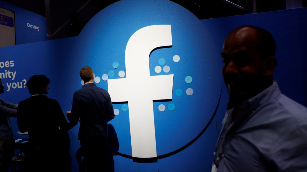 Facebook ralentiza su trabajo en nuevos productos tras una semana de crisis