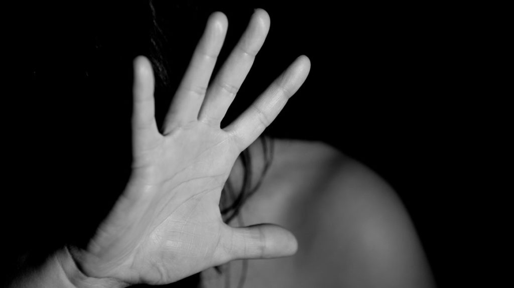 ‘En Ecuador, la trata de personas tiene rostro de mujer’