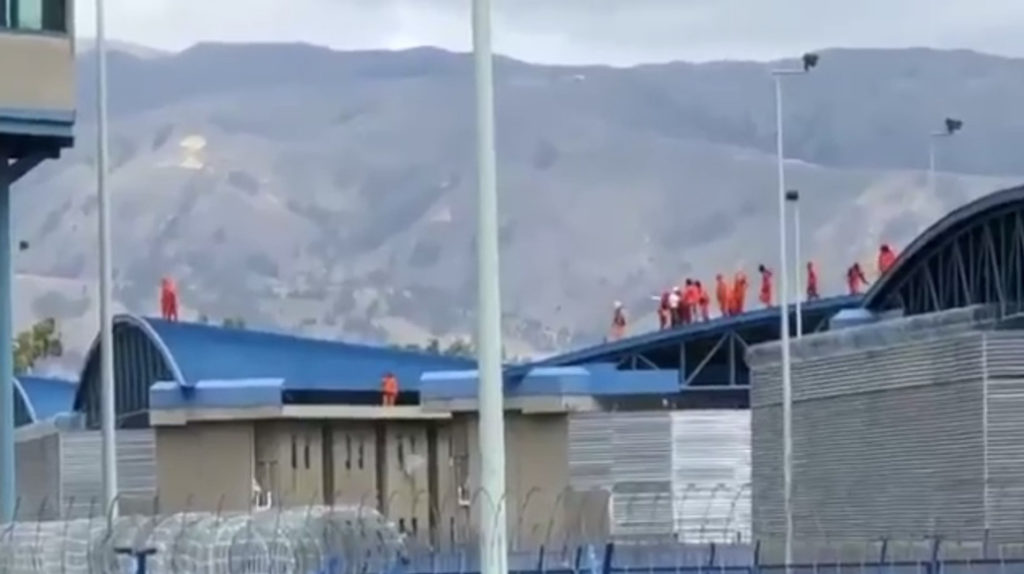 Gobierno dice que nuevo motín en cárcel Cotopaxi fue controlado