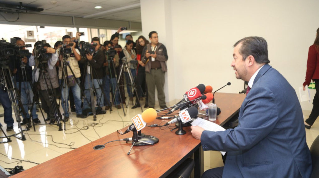 Asambleísta de CREO oficializa pedido de juicio político contra el cura Tuárez