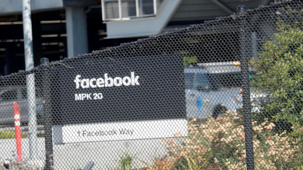 Facebook es sancionado por Alemania por no reportar todas  las quejas de contenido ilegal