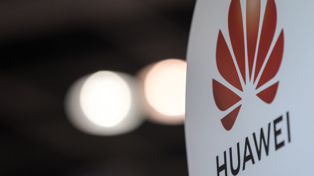 Aplazan restricciones contra Huawei