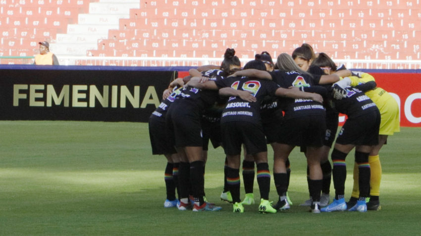 El equipo chileno disputó parte de la fase de grupos en el estadio Rodrigo Paz Delgado. 