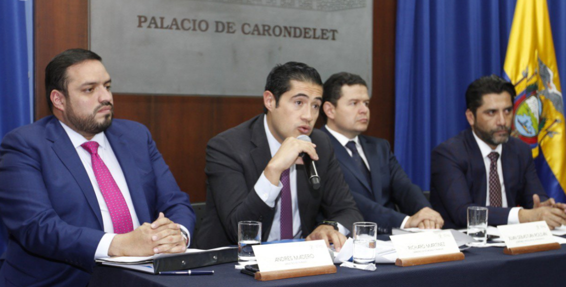 El ministro Martínez dio a conocer que se anunciará un segundo bloque de medidas económicas. 