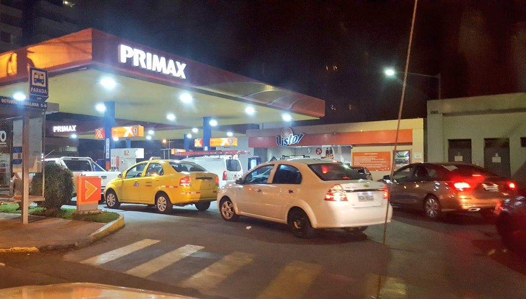 gasolinera Quito