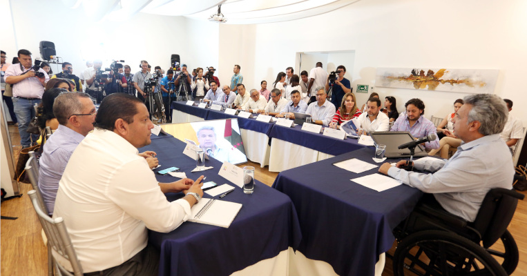 Conversatorio del presidente Moreno con representantes de medios de Manabí, el 15 de marzo de 2018.