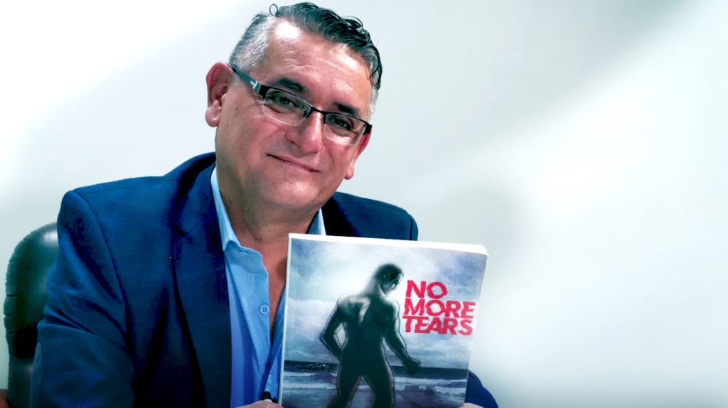 ‘No more tears’, la nueva novela de Esteban Michelena