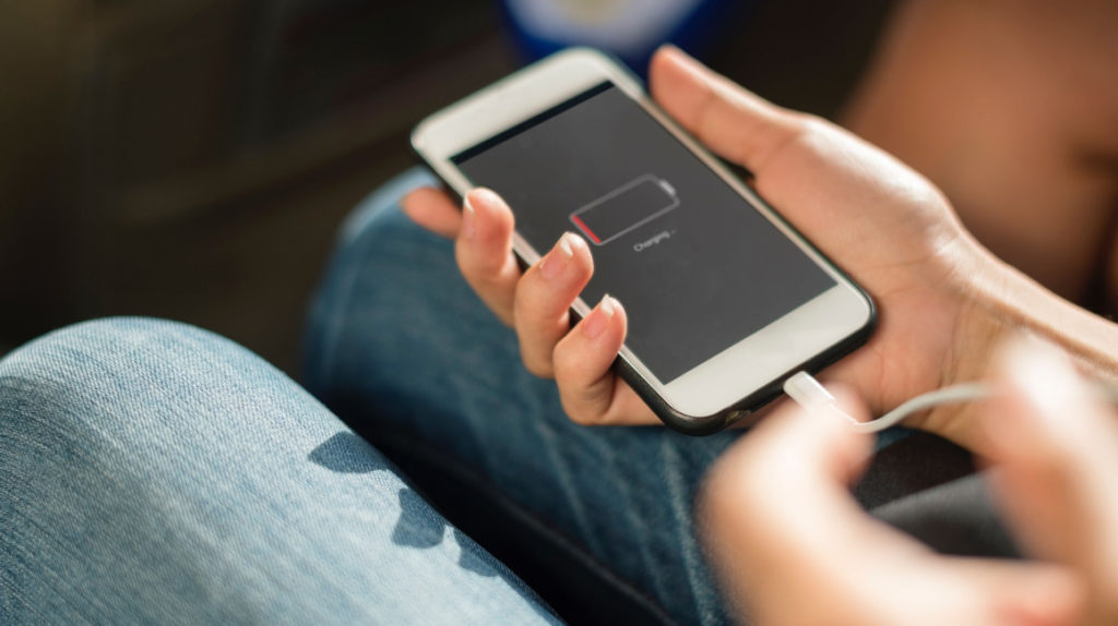 Tres errores comunes que dañan la batería de su ‘smartphone’