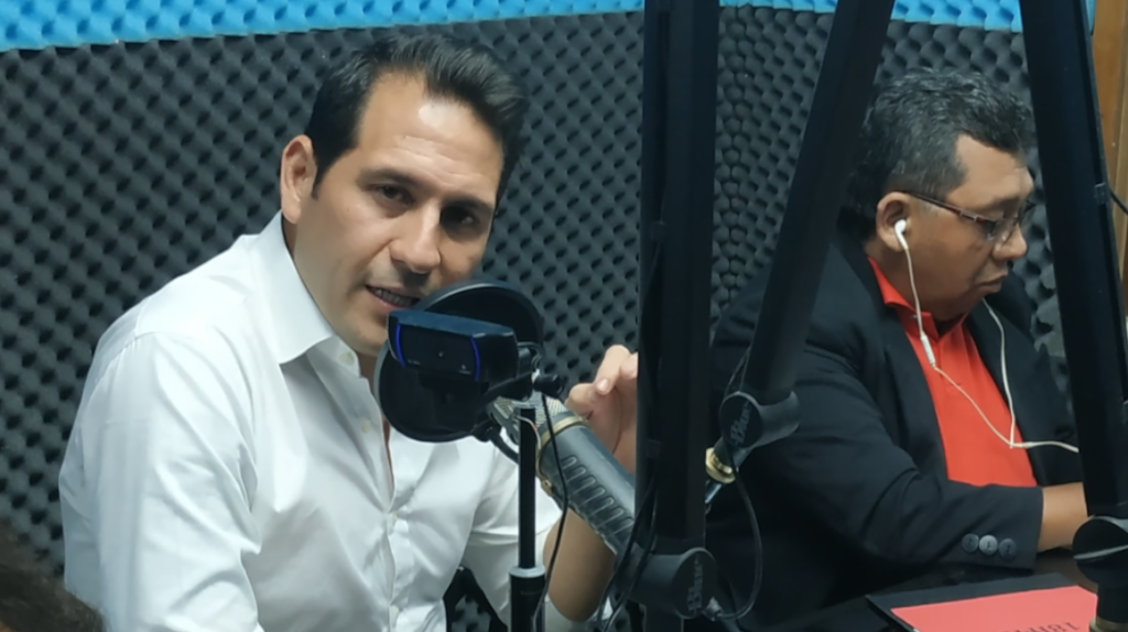 Tito Nilton Mendoza Ordóñez asume la Gobernación de Manabí
