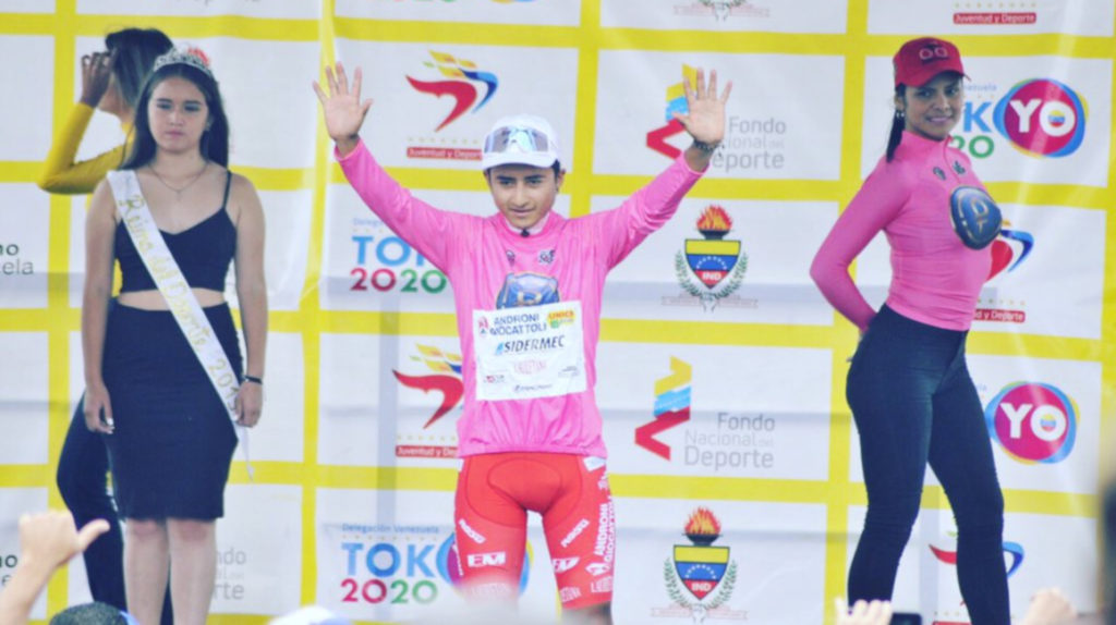 Cepeda sorprende en la contrarreloj y ya es tercero en la general de la Vuelta al Táchira