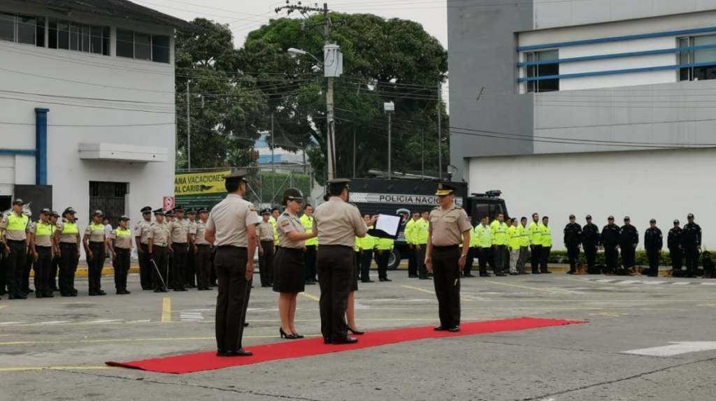 500 policías ecuatorianos se formarán en Estados Unidos