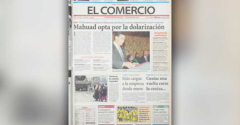 Portada del  lunes 10 de enero de Diario El Comercio, al día siguiente del anuncio del presidente Jamil Mahuad de la dolarización.