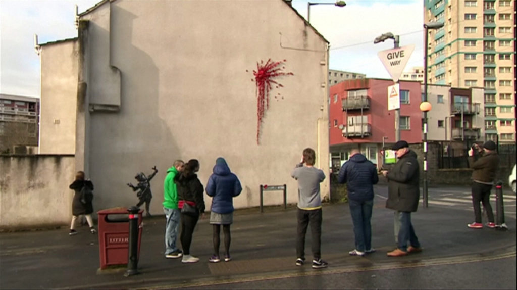 El artista callejero Banksy y el regalo de San Valentín a su ciudad natal