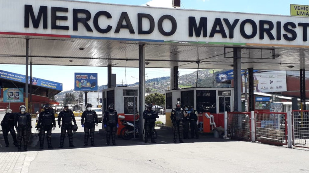 Mercado Mayorista de Quito cerrado tras aglomeraciones y violencia