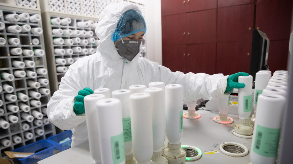 Tercer día sin contagios en China, pero aumentan los casos importados
