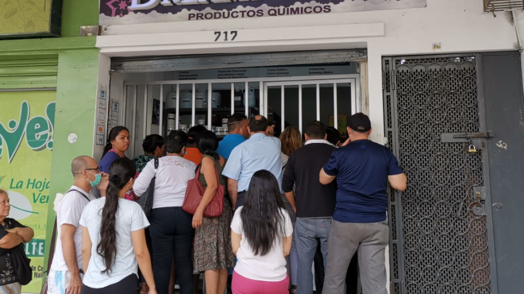 Volvieron los tumultos a distribuidores de medicinas en Guayaquil