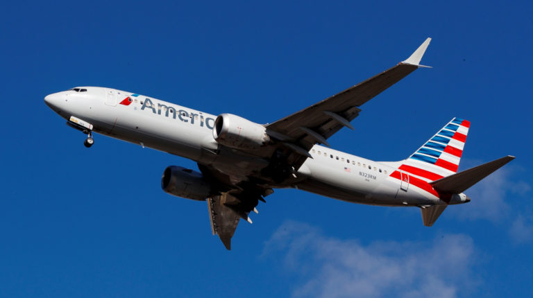 American Airlines registra pérdidas de 2.241 millones de dólares por COVID-19