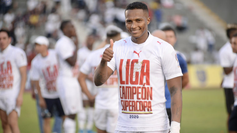 Antonio Valencia llegó a Liga de Quito en junio de 2019 y ya ha conseguido dos títulos con la camiseta blanca.