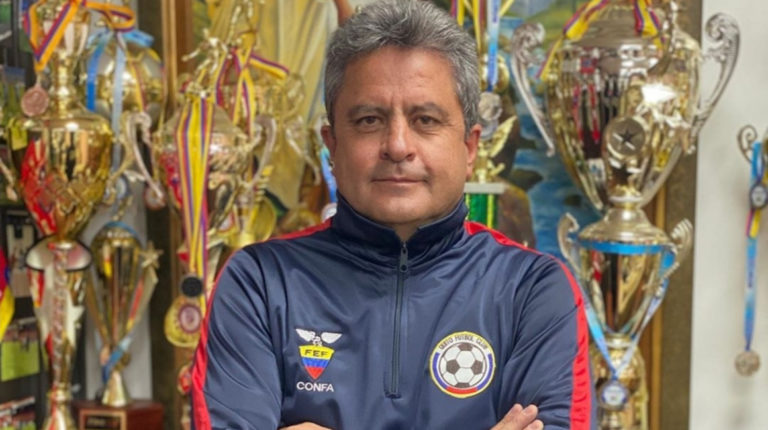 Entrenador Diego Torres Quito FC
