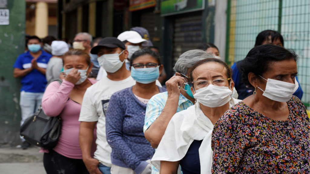 Laboratorio privado de Guayaquil suspende pruebas de coronavirus