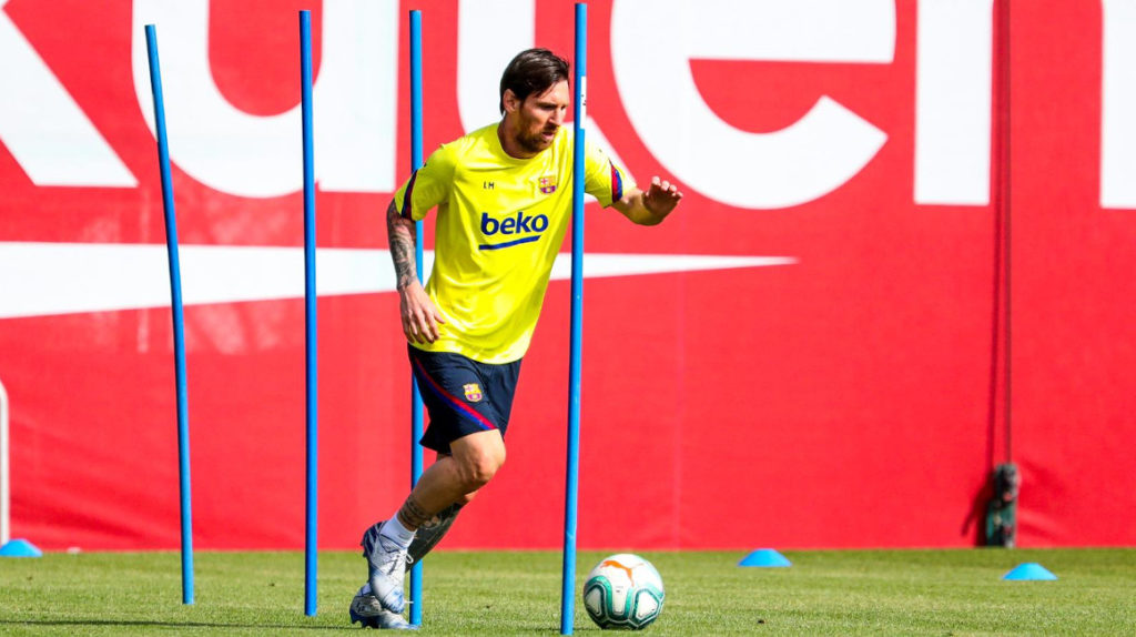 Messi llega a la Ciudad Deportiva para empezar la pretemporada