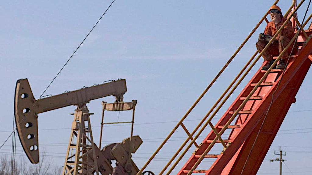 El petróleo de Texas cierra con una subida del 4,99% y rompe racha negativa