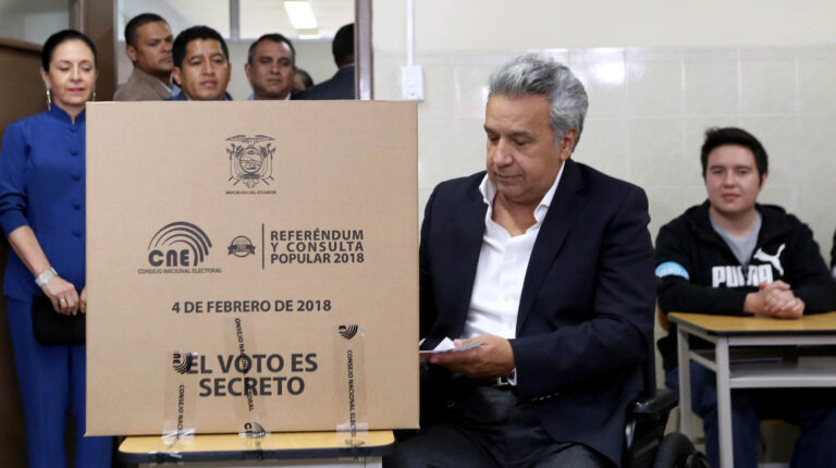 El 4 de febrero de 2018 el presidente Lenín Moreno ejerció su derecho al voto en la Universidad Técnica Equinoccial, para el Referéndum y la Consulta Popular.