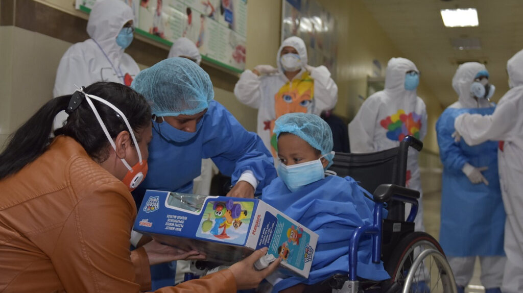 Niños asintomáticos con Covid-19 pueden expulsar virus durante unas semanas