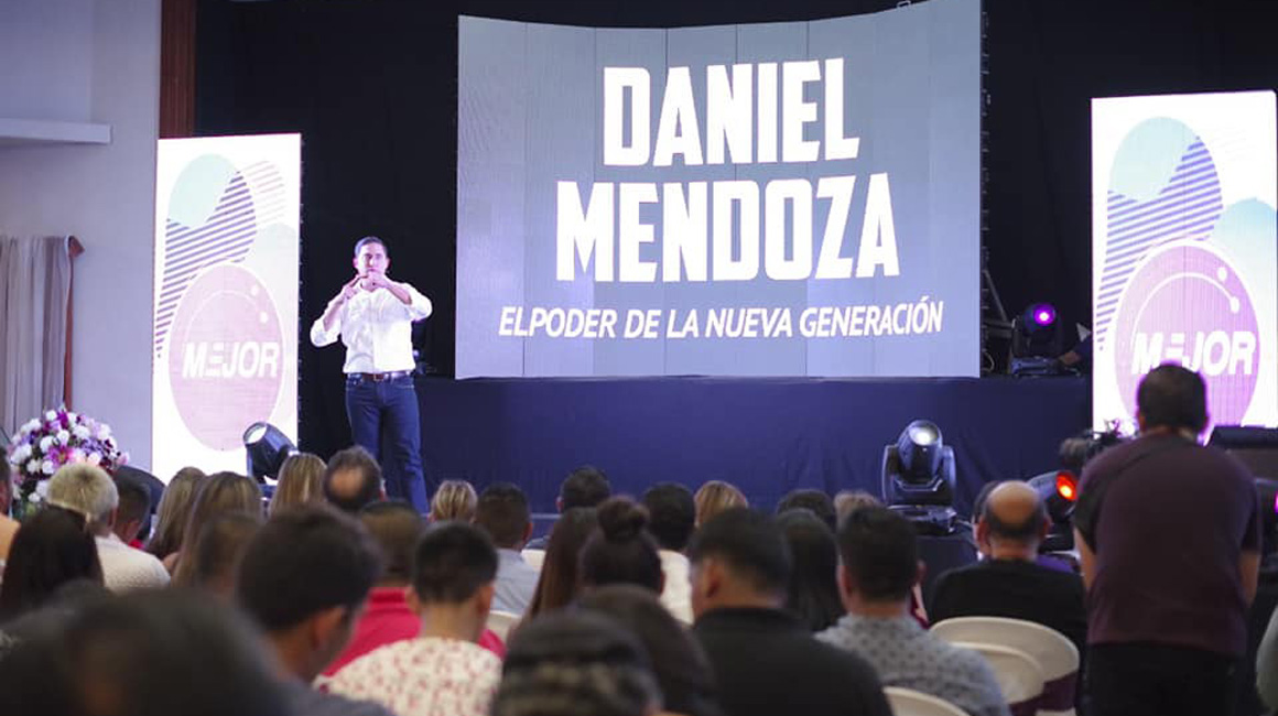El asambleísta Daniel Mendoza, el 1 de febrero de 2020, durante un evento del movimiento Mejor.